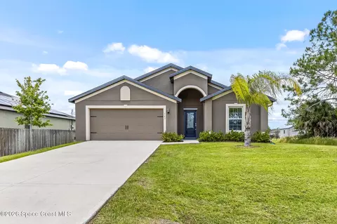 543 Lafayette St SW, Palm Bay, FL 32908
