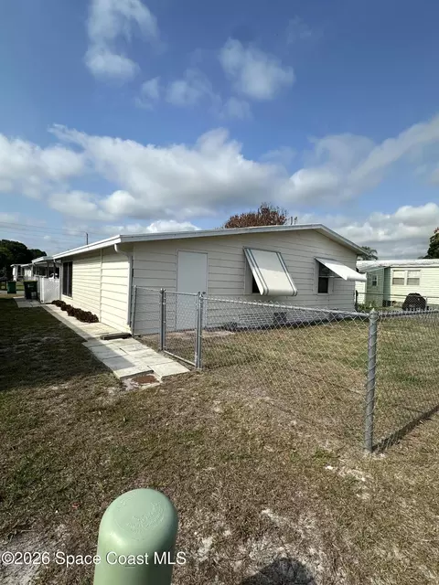 480 Egret Cir, Micco, FL 32976 photo 25