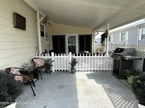 480 Egret Cir, Micco, FL 32976 photo 4