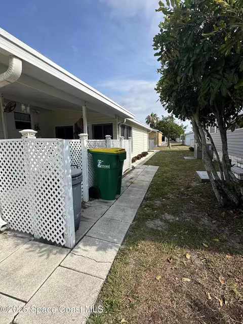 480 Egret Cir, Micco, FL 32976 photo 24