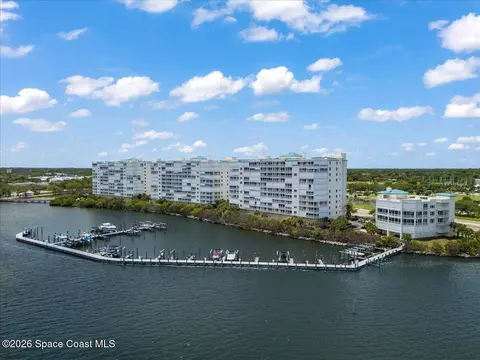 1 Indian River Ave #201, Titusville, FL 32796