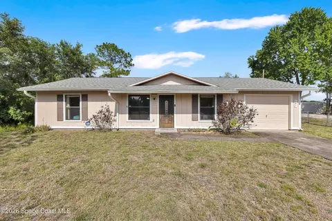 587 Tasco Ave SW, Palm Bay, FL 32908