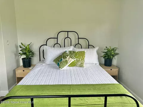 Bedroom - 589 Hillside Ct, Melbourne, FL 32935 photo 4 of 5