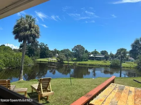 View/Area - 589 Hillside Ct, Melbourne, FL 32935 photo 2 of 2