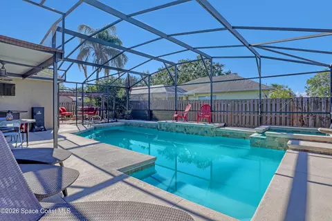 Exterior - 1432 Old Millpond Rd, Melbourne, FL 32940 photo 8 of 14