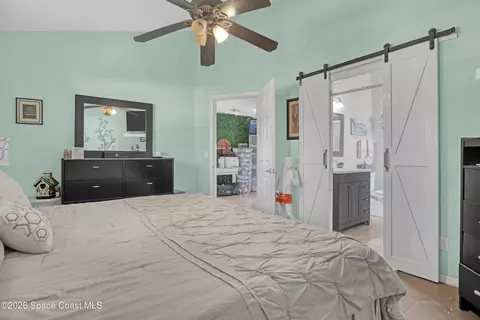 Bedroom - 1432 Old Millpond Rd, Melbourne, FL 32940 photo 5 of 5