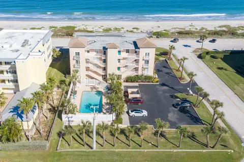 50 11th Ave #302, Indialantic, FL 32903