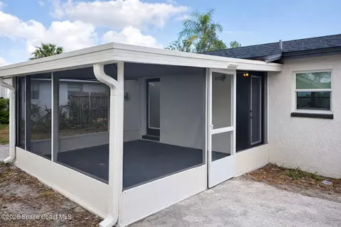 713 Thomas Ave, Cocoa, FL 32922 photo 2