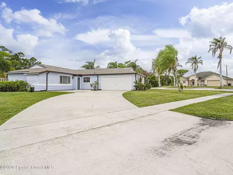 901 Beach Ln, Sebastian, FL 32958