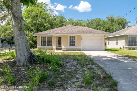 1238 Alcazar St, Daytona Beach, FL 32117