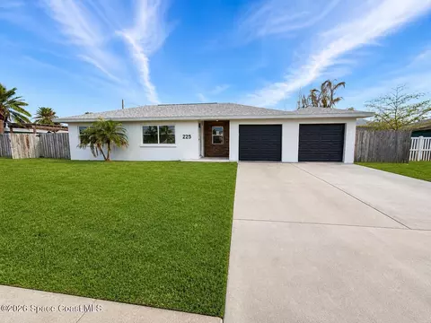 225 Wilson Ave, Satellite Beach, FL 32937