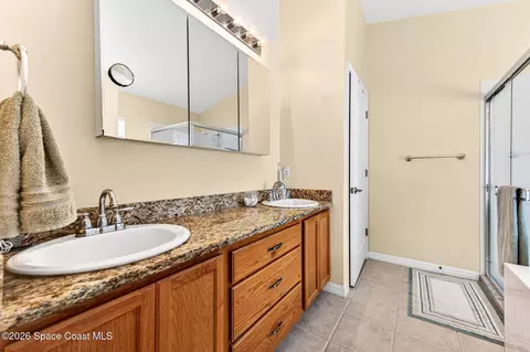 Bath - 3417 Hoofprint Dr, Melbourne, FL 32940 photo 1 of 3