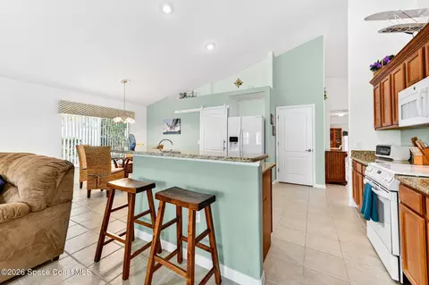Kitchen - 3417 Hoofprint Dr, Melbourne, FL 32940 photo 4 of 4
