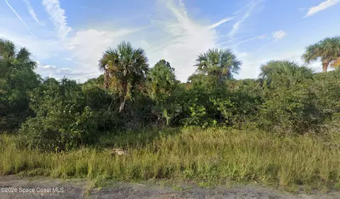 525 Forrest Hills St SW, Palm Bay, FL 32908