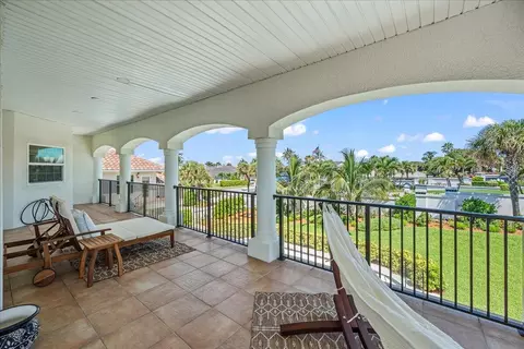 Exterior - 201 Loggerhead Dr, Melbourne Beach, FL 32951 photo 9 of 21