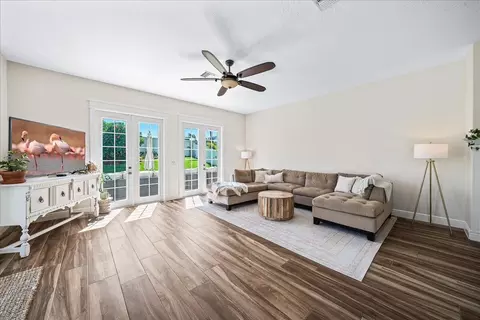Living - 201 Loggerhead Dr, Melbourne Beach, FL 32951 photo 1 of 3