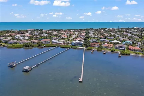 View/Area - 201 Loggerhead Dr, Melbourne Beach, FL 32951 photo 11 of 14