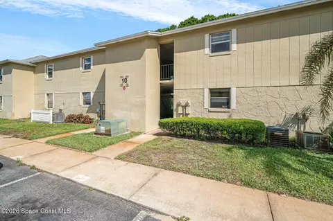 4304 London Town Rd #D224, Titusville, FL 32796