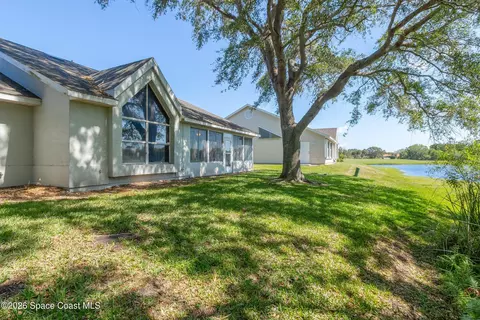 Exterior - 604 Brookwood Pl, Melbourne, FL 32940 photo 5 of 15