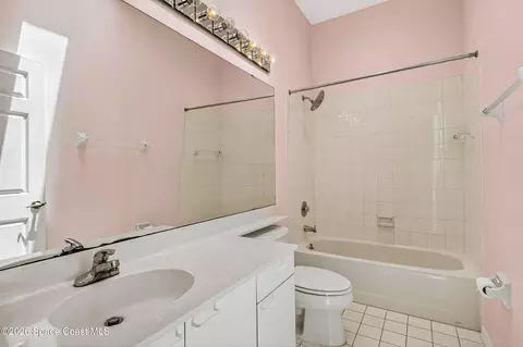 Bath - 604 Brookwood Pl, Melbourne, FL 32940 photo 4 of 4