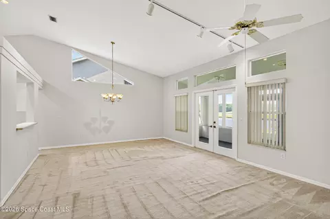 Living - 604 Brookwood Pl, Melbourne, FL 32940 photo 3 of 7