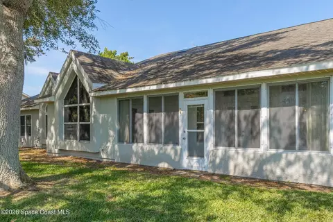 Exterior - 604 Brookwood Pl, Melbourne, FL 32940 photo 7 of 15