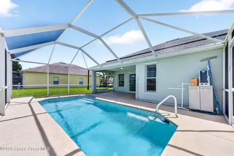 Exterior - 445 Stonehenge Cir, Rockledge, FL 32955 photo 6 of 10