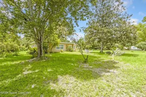 175 NW Valencia Rd, Melbourne, FL 32904