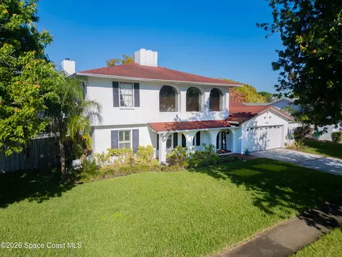 2860 Las Palmas Dr, Titusville, FL 32780