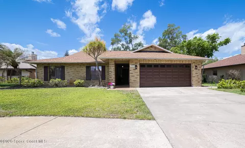 3560 Sawgrass Dr, Titusville, FL 32780