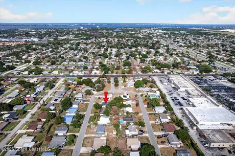 View/Area - 2139 Smathers Cir N, Melbourne, FL 32935 photo 4 of 6