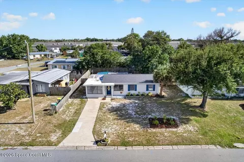 View/Area - 2139 Smathers Cir N, Melbourne, FL 32935 photo 2 of 6