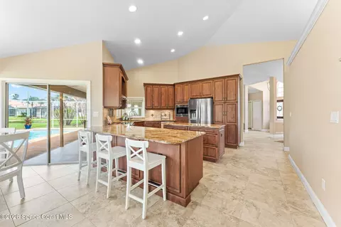 Kitchen - 730 Palmer Way, Melbourne, FL 32940 photo 2 of 7