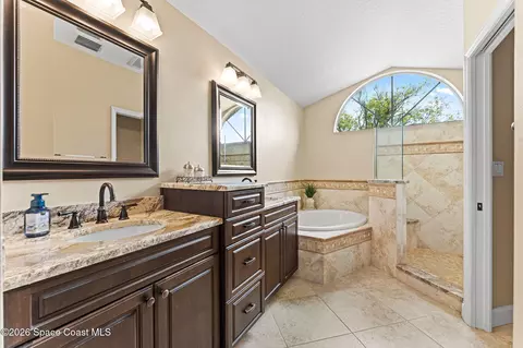 Bath - 730 Palmer Way, Melbourne, FL 32940 photo 1 of 5