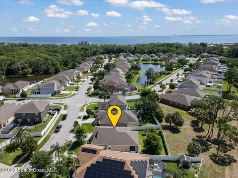 824 Breakaway Trl, Titusville, FL 32780
