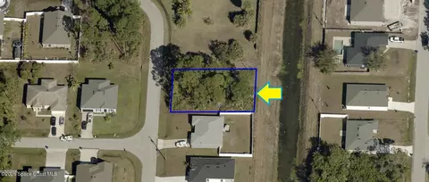 2321 Hagoplan Ave SW, Palm Bay, FL 32908