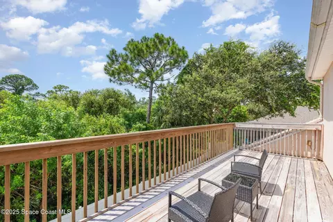 Exterior - 330 Chennault Ln, Rockledge, FL 32955 photo 4 of 7