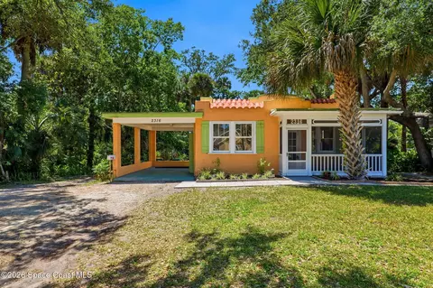 2316 Country Club Rd, Melbourne, FL 32901