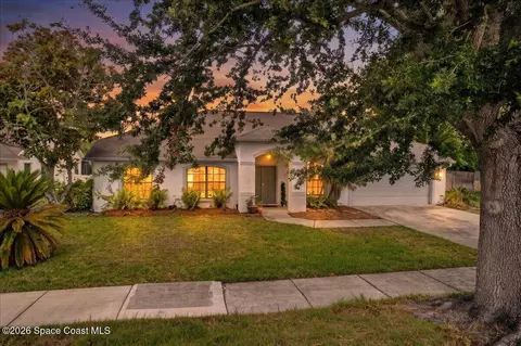 5068 Alamanda Dr, Melbourne, FL 32940