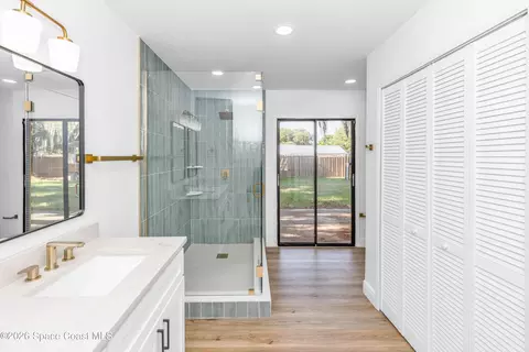 Bath - 4845 Hawley Rd, Cocoa, FL 32927 photo 1 of 2