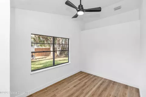 Bedroom - 4845 Hawley Rd, Cocoa, FL 32927 photo 2 of 5