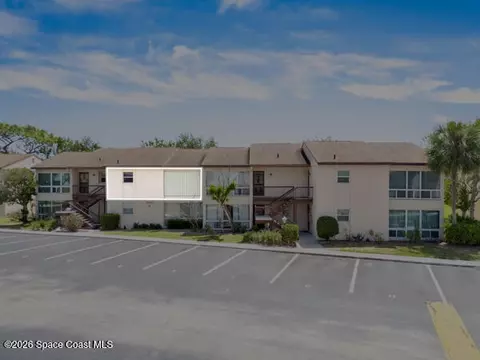 2601 Sand Trap Ln #9-C, Melbourne, FL 32935
