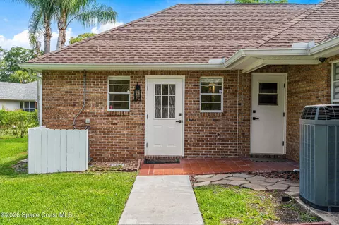 Exterior - 4830 Durango Pl, Melbourne, FL 32904 photo 9 of 11