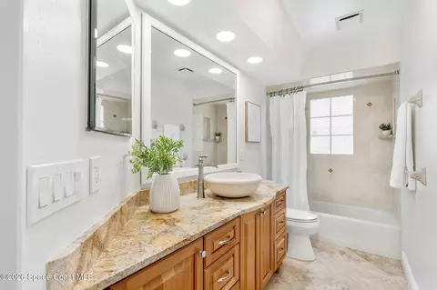 Bath - 4830 Durango Pl, Melbourne, FL 32904 photo 3 of 4