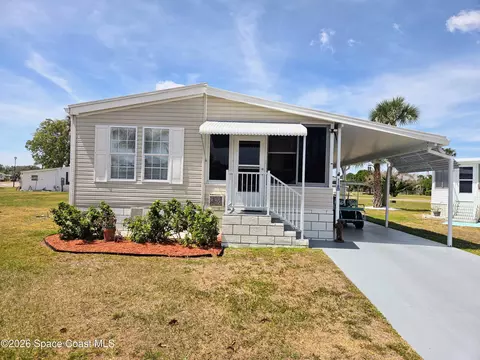 118 Holiday Park Blvd NE, Palm Bay, FL 32907