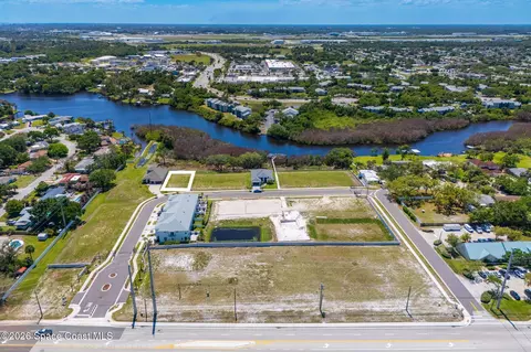 1415 Windchime Ln, Melbourne, FL 32935