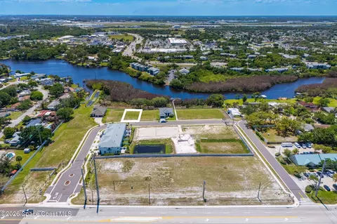1425 Windchime Ln, Melbourne, FL 32935