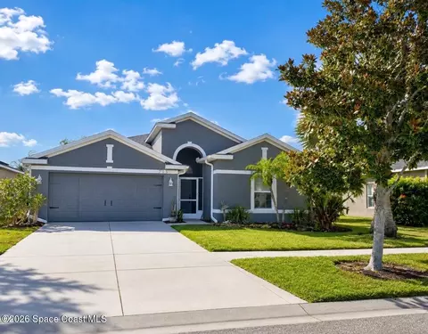 705 Griffen Heights Ct, Ruskin, FL 33570