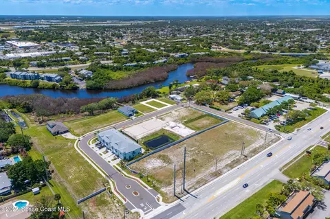 1465 Windchime Ln, Melbourne, FL 32935 photo 10
