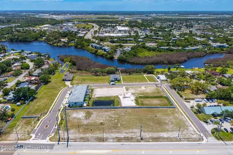 1475 Windchime Ln, Melbourne, FL 32935